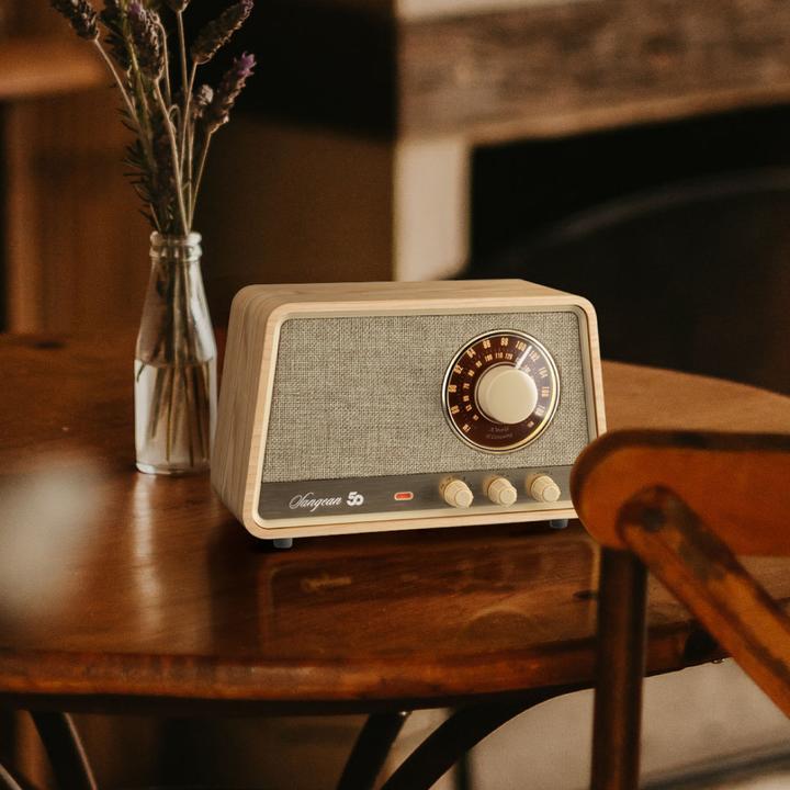 Produktbild Sangean Premium Wooden Cabinet WR-101 Tischradio AM, FM Bluetooth®, AUX, UKW Holz (hell) (AM, FM, KW, Bluetooth)