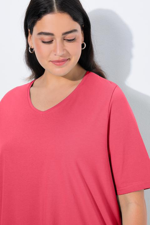 Actual product image Ulla Popken Essential V-Neck Stretch Tee (62)