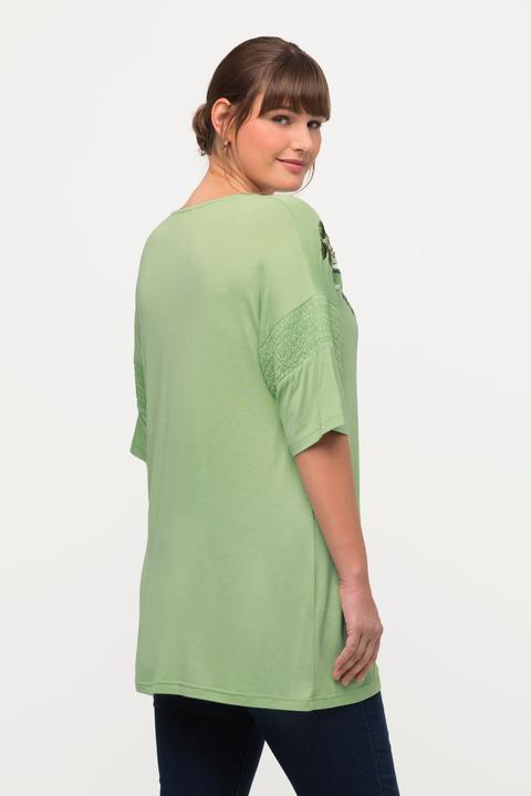 Immagine prodotto Ulla Popken T-shirt classica con fiori ricamati, scollo a V e mezze maniche (46, 48)