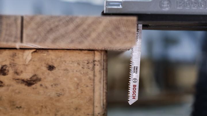 Actual product image Bosch Professional Zubehör PRO Hardwood clean T101AIF jigsaw blade, 100 mm, 5 pcs.