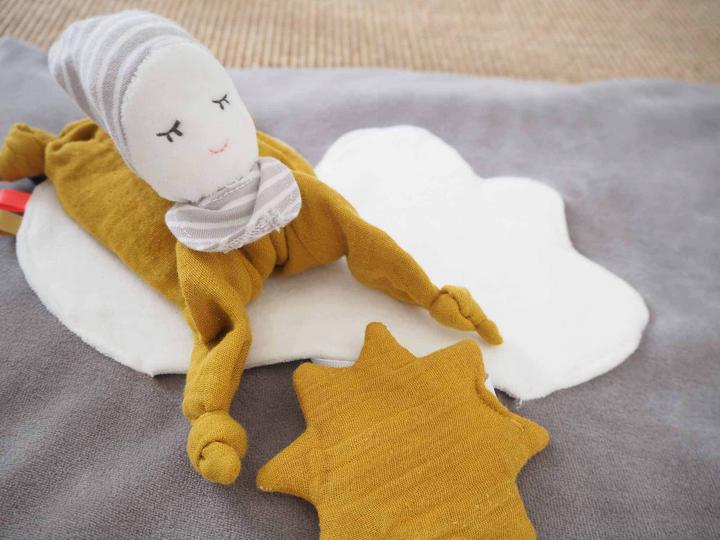 Image du produit Kikadu Poupée bébé Moutarde