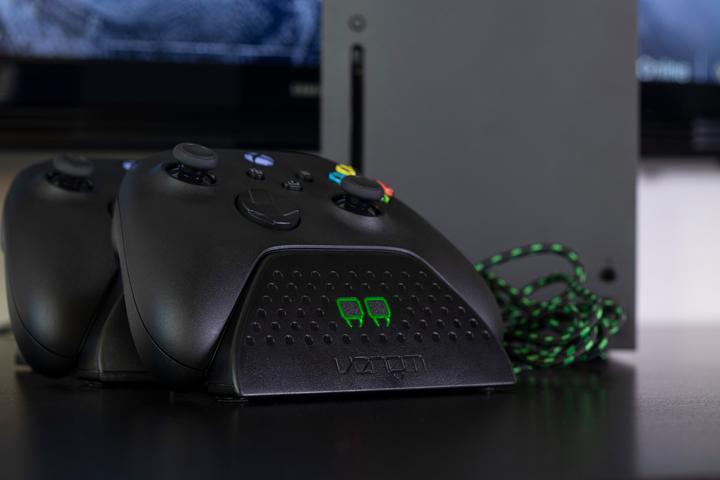 Produktbild Venom Twin Docking Station (Xbox Series X)