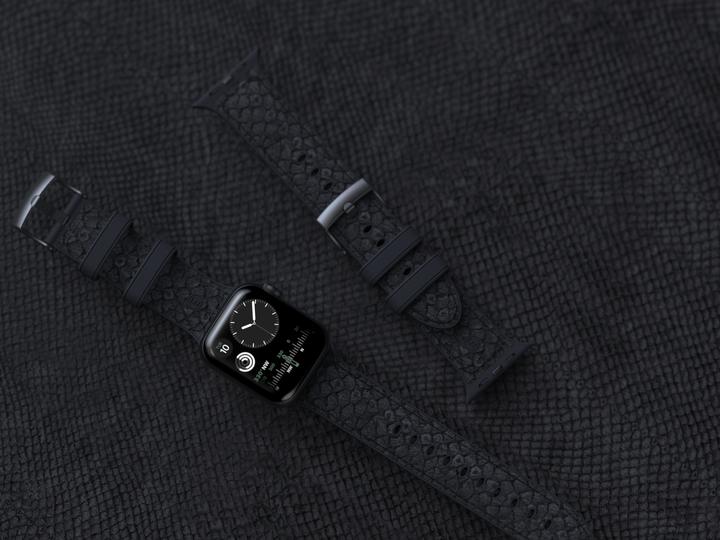 Produktbild Njord Vindur Watch Strap for Apple Watch 44/45mm (45 mm, Veganes Leder, Edelstahlverschluss, Lachsleder)