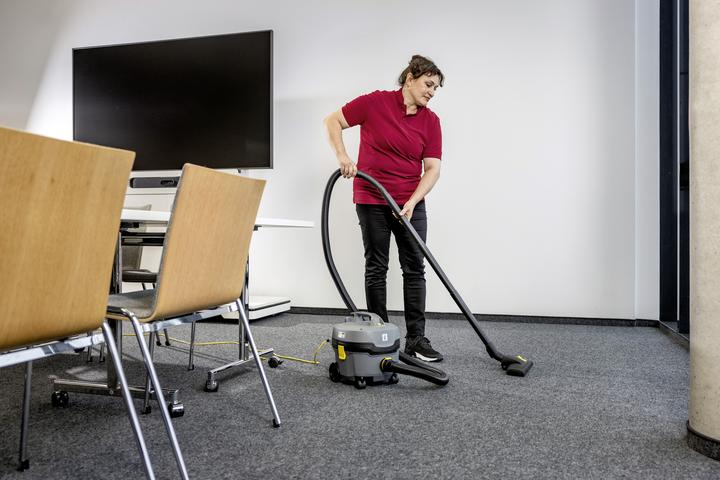 Productafbeelding Kärcher Professional T 7/1 Classic Adv NEW 1.527-212.0 (Hoover)