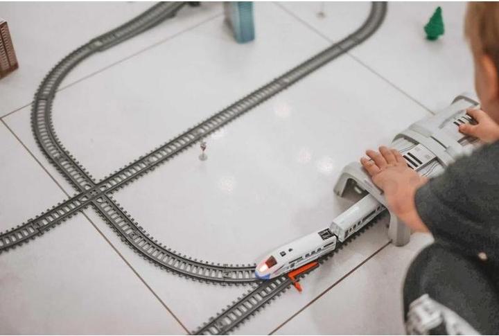 Actual product image Woopie Electric Railway Huge 914 cm Track