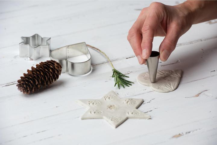 Actual product image Kaiser Cookie Cutter in Storage Box