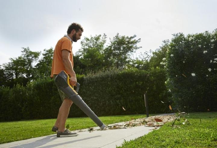 Actual product image Stiga Battery BL 500e leaf blower incl. battery, incl. charger 48V (Rechargeable battery operated, Leaf blower)