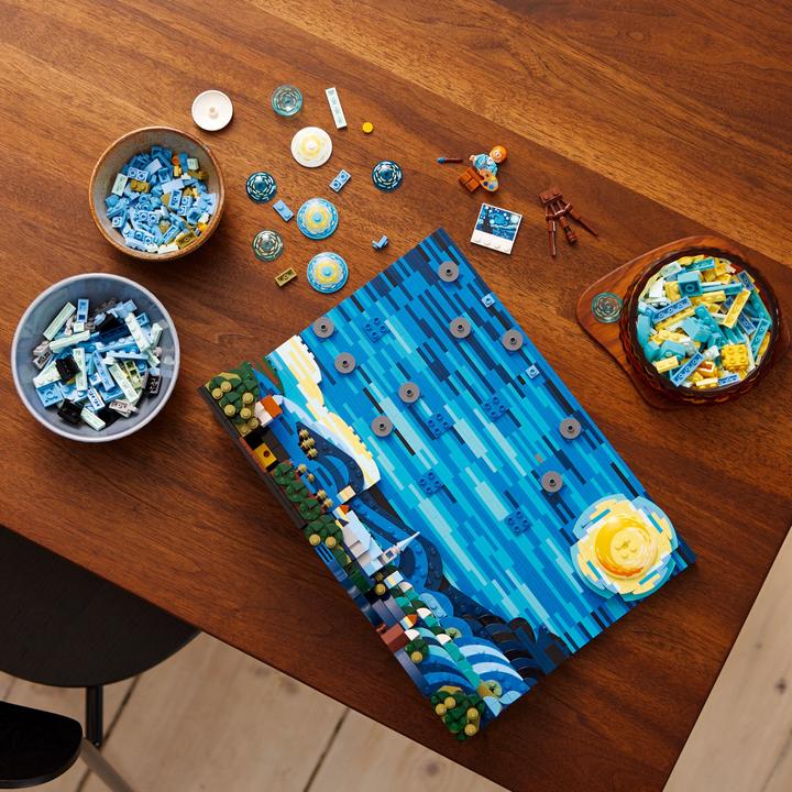 Actual product image LEGO Vincent van Gogh - Starry night (21333, LEGO Rare Sets, LEGO Icons)