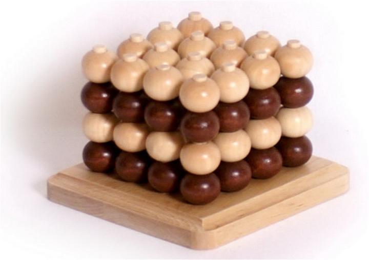 Actual product image small foot Tic Tac Toe 3D (English, French, German, Italian, 2 Players)