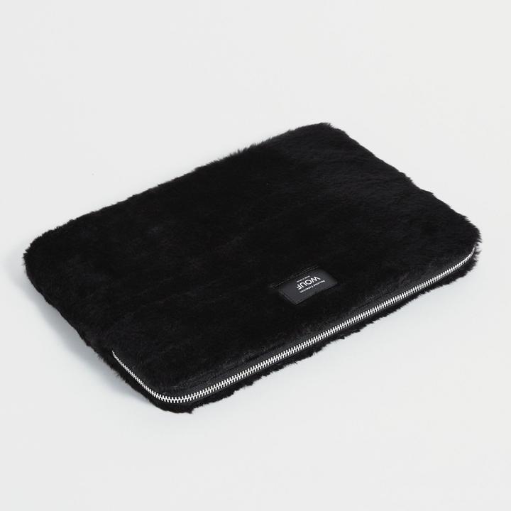 Actual product image Wouf Faux fur laptop sleeve 34 cm (15")
