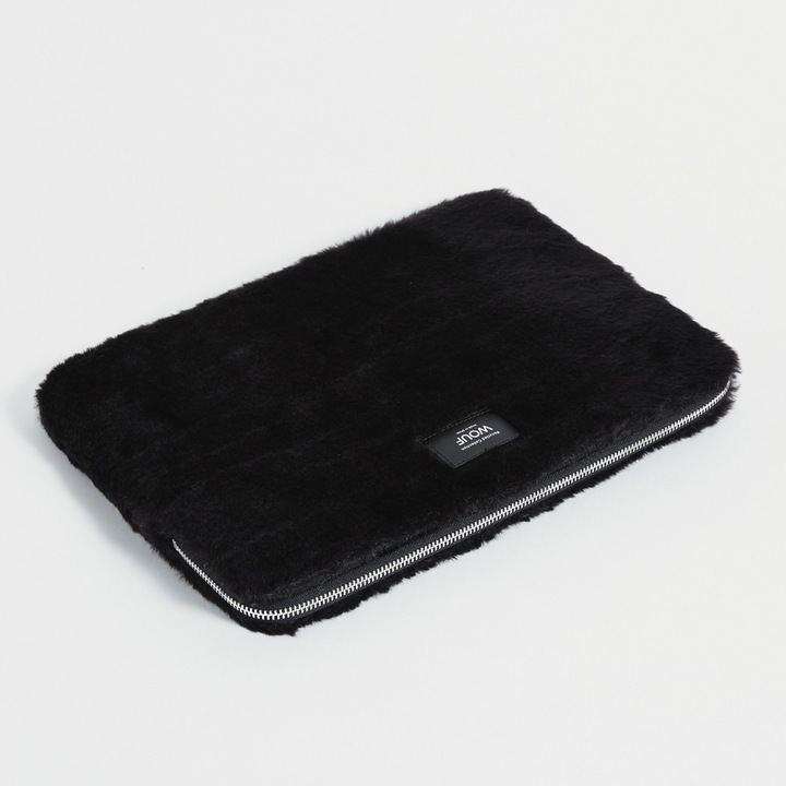 Produktbild Wouf Faux Fur Laptophülle 34 cm (14.96")