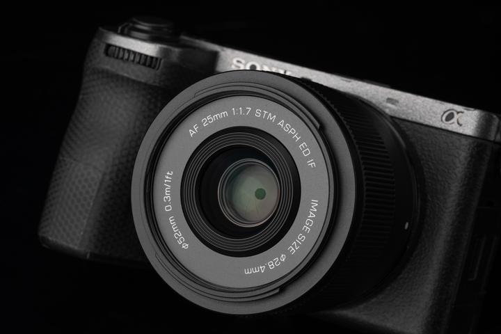 Actual product image Viltrox AF 25mm F/1.7 Sony E (Sony E, APS-C / DX)