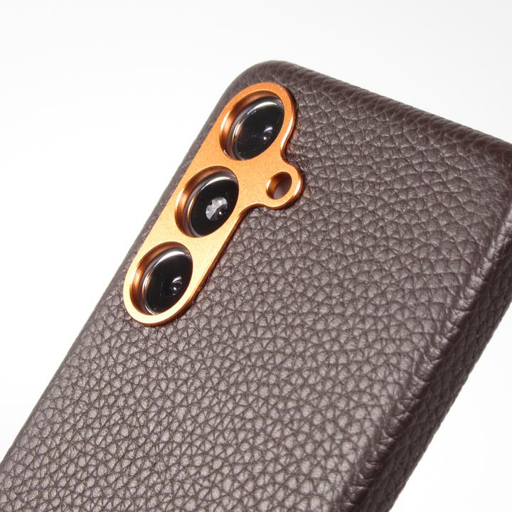 Immagine prodotto PhoneLook Copertina in pelle di vitello di lusso completamente granulata con bottoni in metallo e MagSafe (Samsung Galaxy S24+)