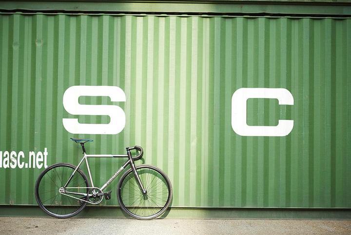 Immagine prodotto Bombtrack Scrittura (52 cm)