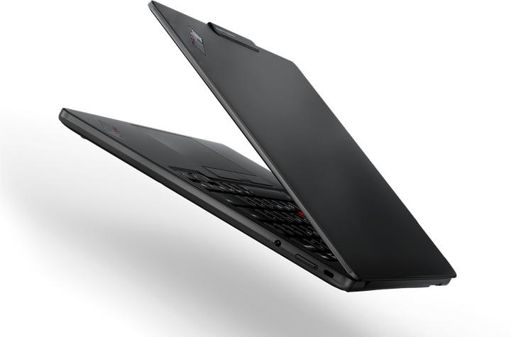Produktbild Lenovo ThinkPad X13s Gen 1 (13.30", 1000 GB, 32 GB, CH, Snapdragon 8cx Gen 3)