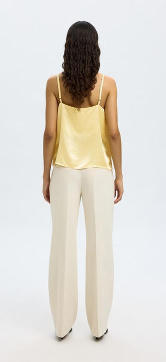 Image du produit Selected Femme V-Ausschnitt Spaghettiträger-Top (38)