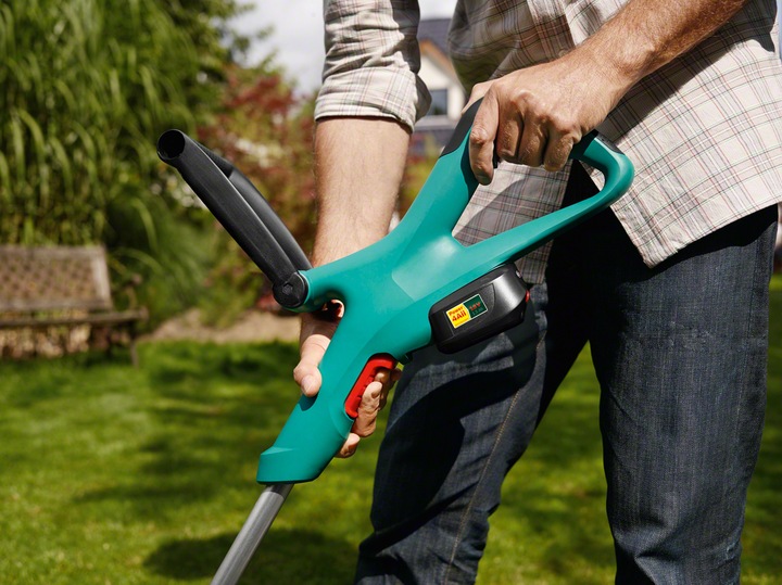 Productafbeelding Bosch Home & Garden Art 23-18 Li (Plastic mes)