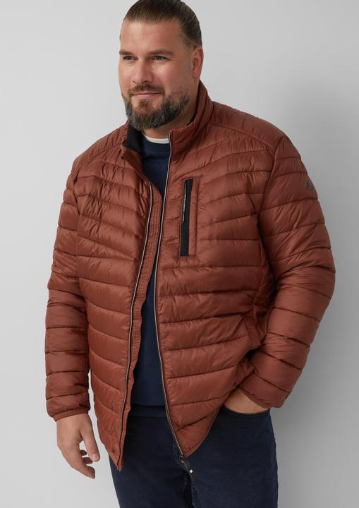 Produktbild S.Oliver Outdoor-Jacke Leichte Steppjacke mit sportiven Kontrastdetails | 360° Circular Vision (5XL)