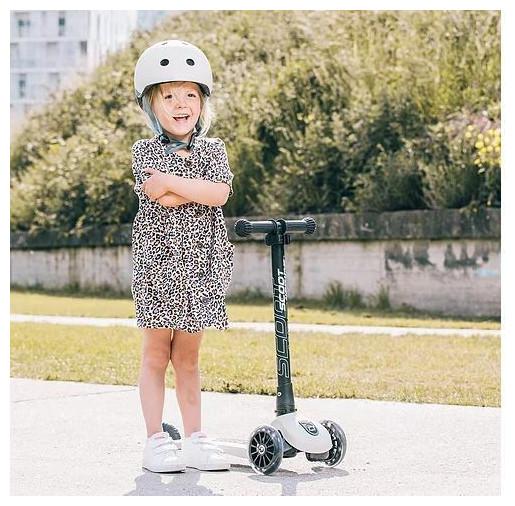 Actual product image Scoot and Ride Ash (45 - 51 cm)