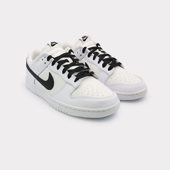 Produktbild Nike Dunk Low (46)