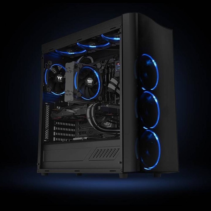Actual product image Thermaltake Riing 12 RGB Sync Edition (120 mm, 3 x)