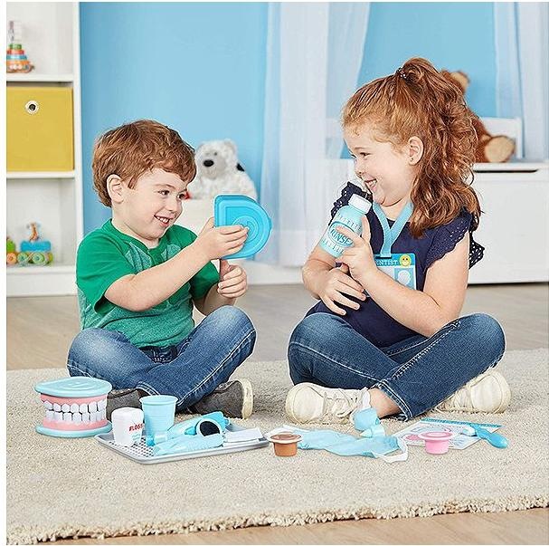 Actual product image Melissa & Doug Dentist set