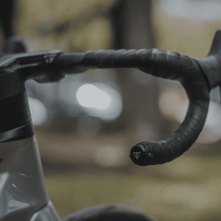 Produktbild Topeak Plug'n Tool Roadie, zwei integrierbare Tools für Road Lenkerenden