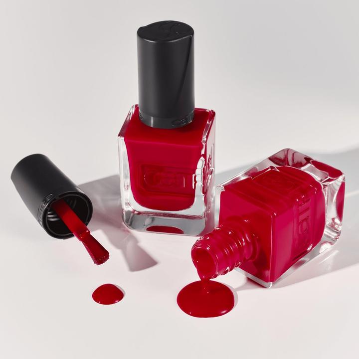 Actual product image Catrice Gel Affair Nail Lacquer No. 019 Red Long-Lasting Easy (019 Vive lAmour, Gel-Effect Nail Polish)