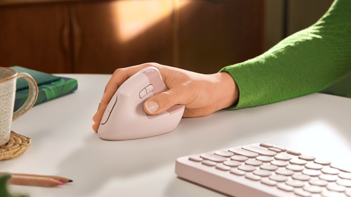 Actual product image Logitech Lift (Wireless)