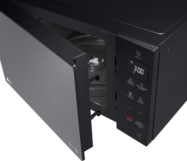 Produktbild LG MS2535GIR (25 l)