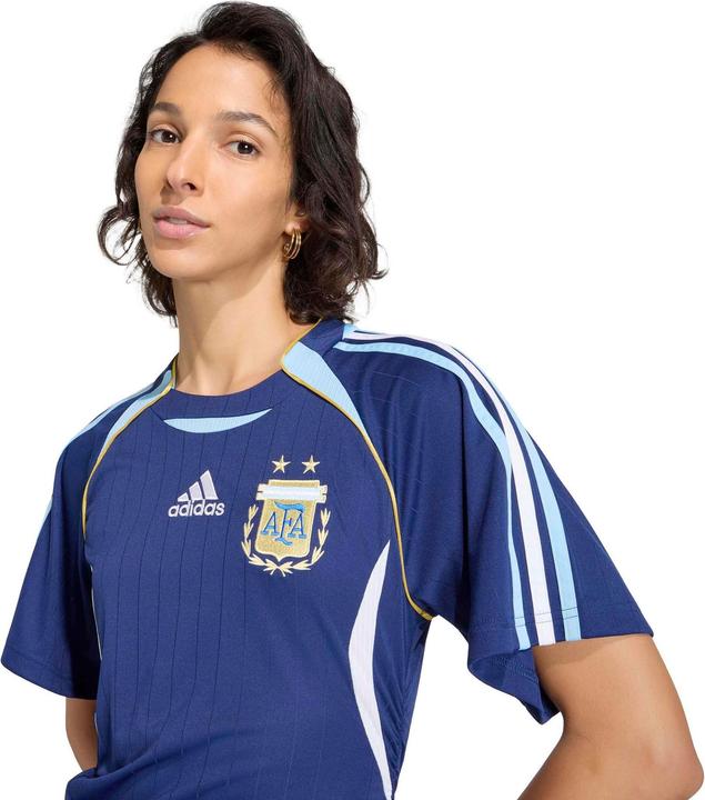 Actual product image Adidas Xpl Leo Bp 30L - cardbo