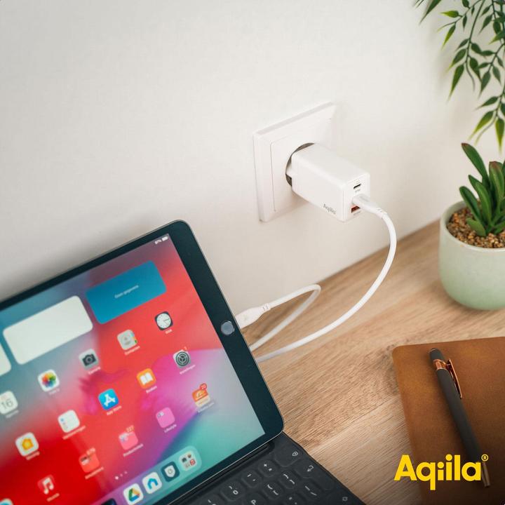 Productafbeelding Aqiila Chargebird W3 - GaN Muurlader, 65W PD - Wit (65 W, 3 ports)