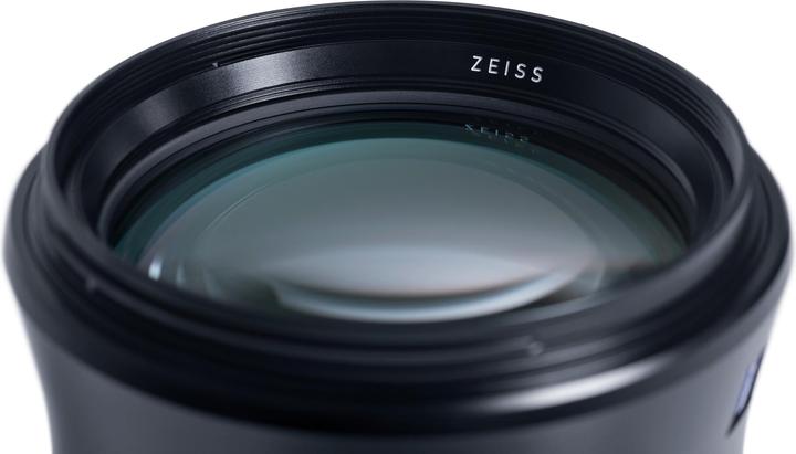 Image du produit Zeiss Otus T* 1.4 / 100 mm ZE, Canon EF Mount (Canon EF-M, Plein format)