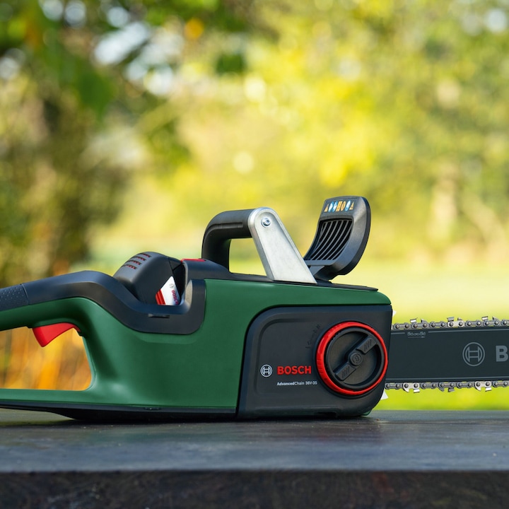 Image du produit Bosch Home & Garden AdvancedChain 36V-35-40 (Tronçonneuse à batterie)