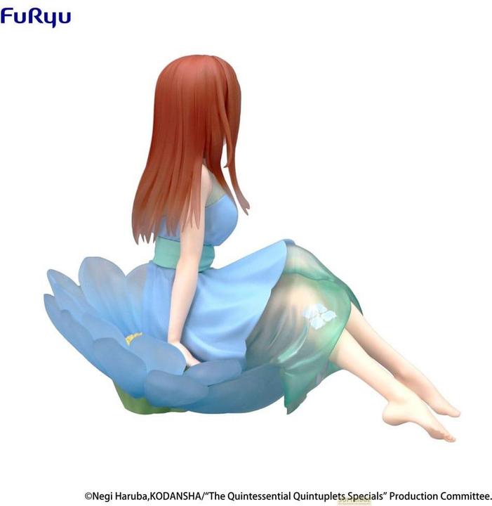Actual product image Furyu The Quintessential Quintuplets Specials Bloo-me! PVC Statue Nakano Miku 11 cm