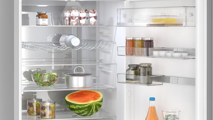 Produktbild Bosch Hausgeräte KGN494ICF (440 l)