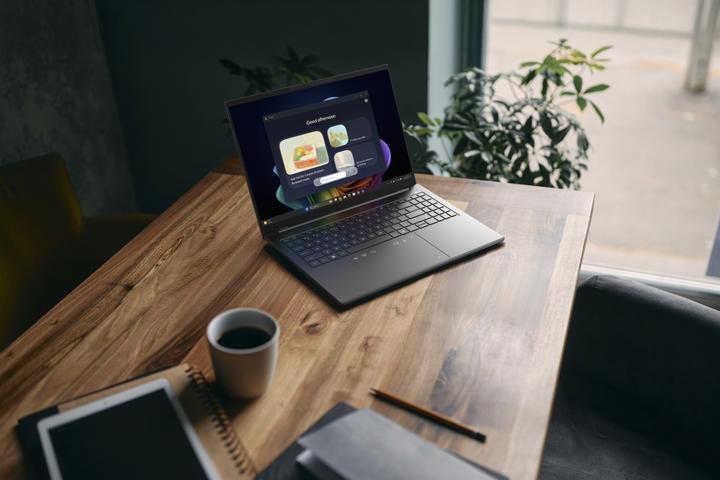 Produktbild Acer Swift Go 16 AI OLED (16", 2000 GB, 32 GB, CH, Intel Core Ultra 9 288V)