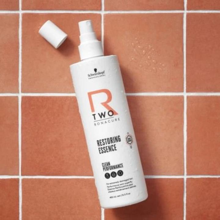 Actual product image Schwarzkopf R-TWO Restoring Essence (400 ml)