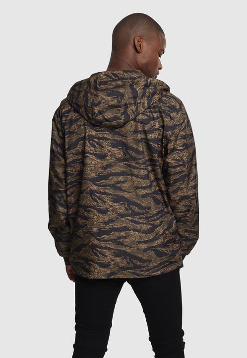 Actual product image Urban Classics Tiger Camo Pull Over (M)