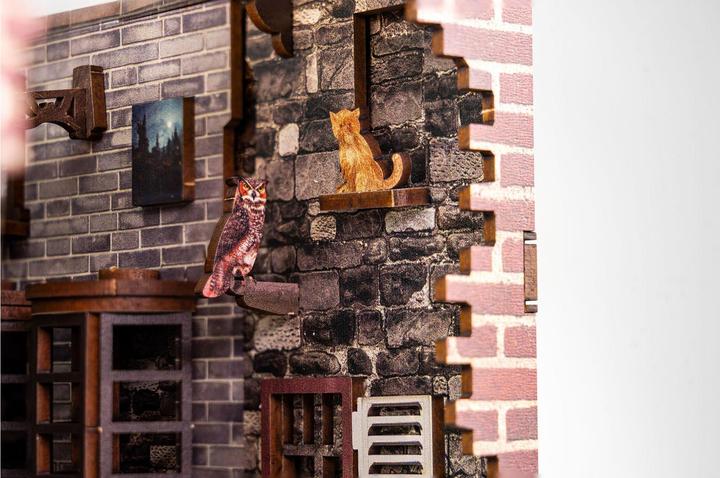 Actual product image Revell Diagon Alley