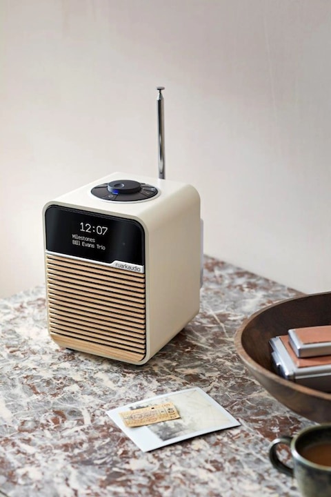 Produktbild Ruark Audio R1 MK4 (DAB+, UKW, DAB, Bluetooth)