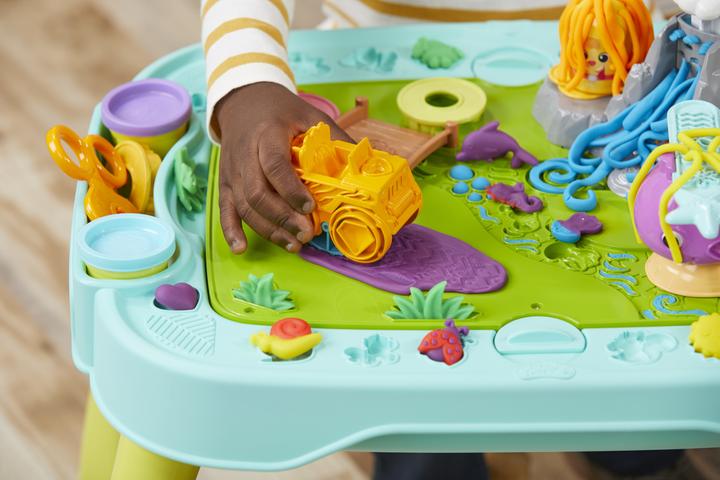 Produktbild Play-Doh Knet- & Kreativtisch