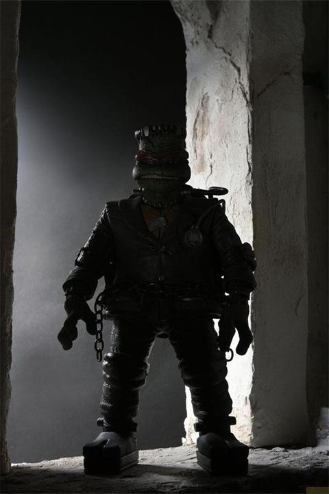 Produktbild Neca Teenage Mutant Ninja Turtles - Ultimate: Raphael als Frankenstein's Monster