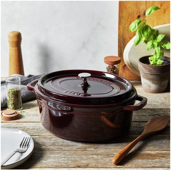 Actual product image Staub Cocotte (31 cm, Casserole + Stewpot, Cast iron)