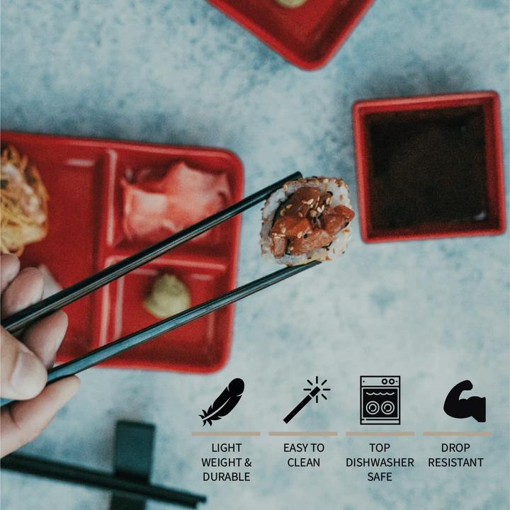 Actual product image Goliber Sushi serving set in red (4 pcs.)