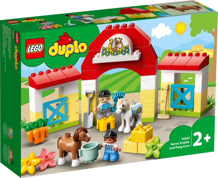 Actual product image LEGO Horse stable and pony care (10951)