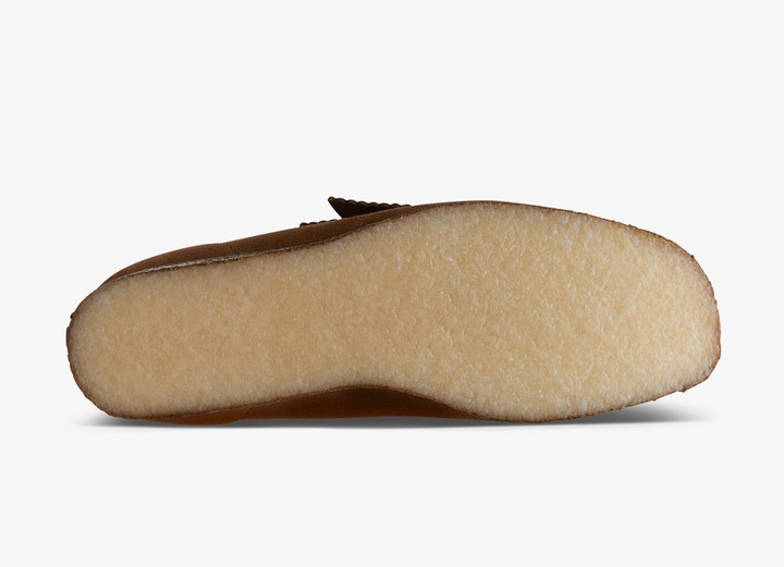 Actual product image Clarks Wallabee (43)