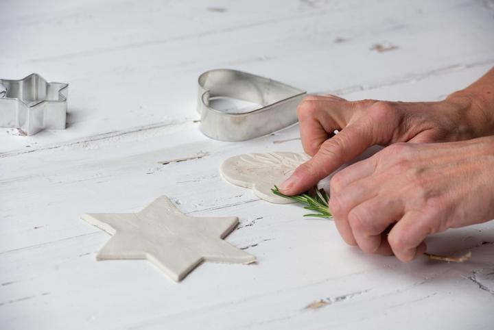 Actual product image Kaiser Cookie Cutter in Storage Box