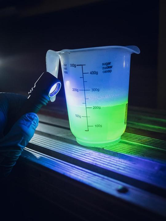 Produktbild ArmyTek Wizard C2 WUV Multifunktionslampe white & ultraviolet (11.20 cm, 1100 lm)