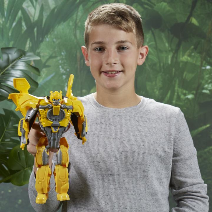 Actual product image Transformers Bumblebee 2-in-1